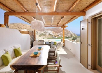 Villa Erato Dining Space